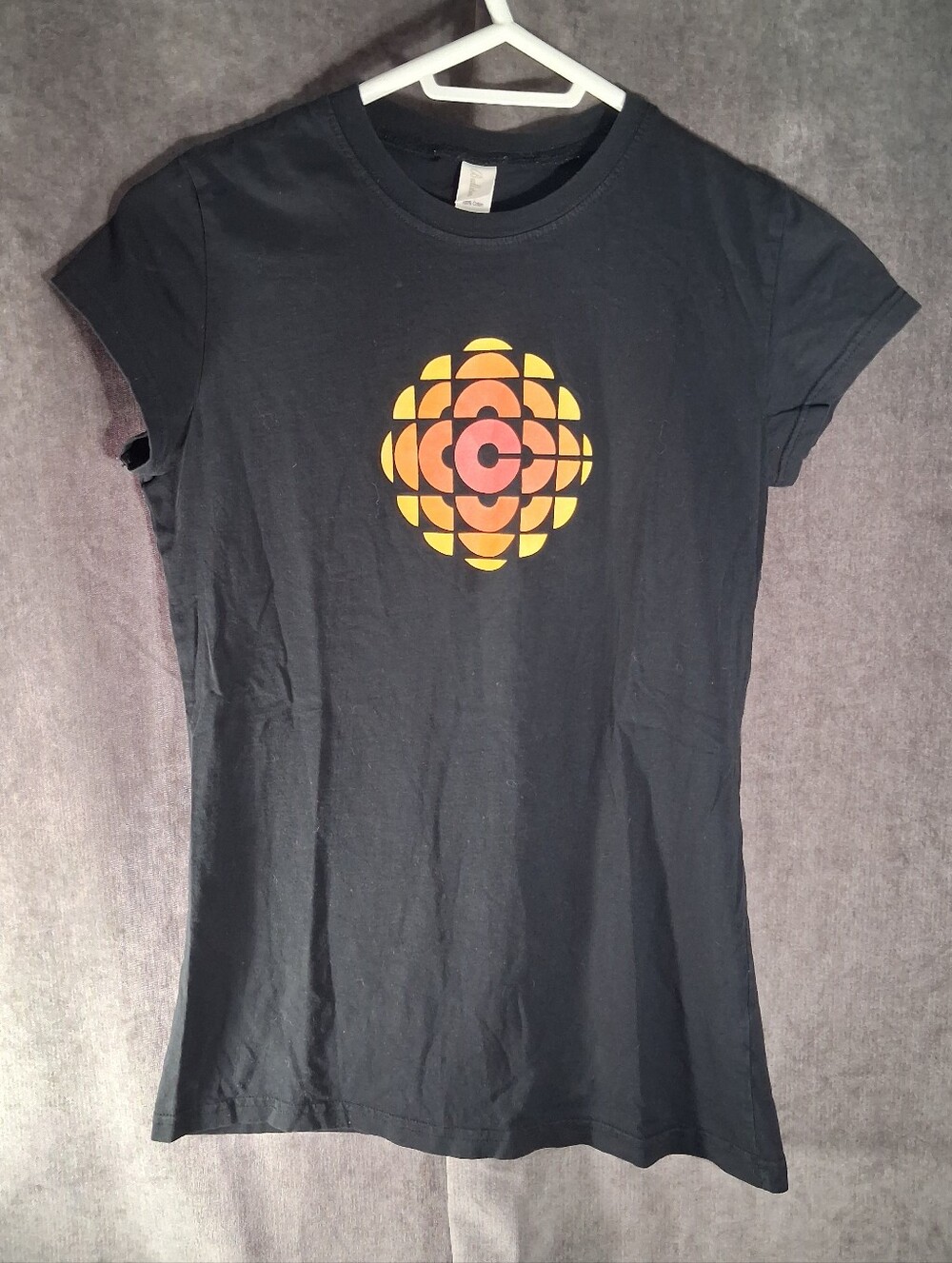 CBC Canadian Broadcasting Corporation Black TV Logo Graphic Tee G L Slim
